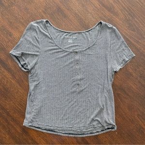 American Eagle crop top size medium